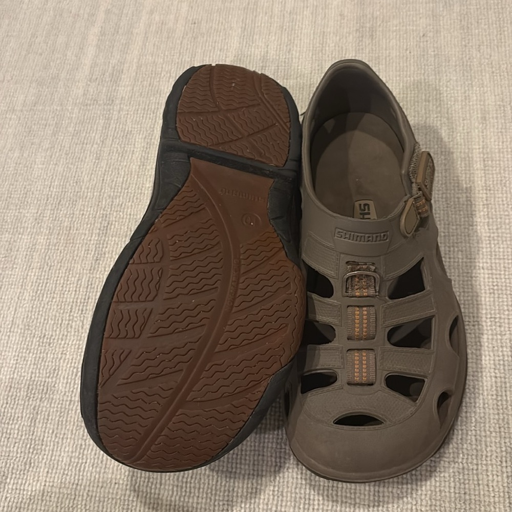 Shimano Evair marine shoes in brown, Size 10. - Picture 3 of 4